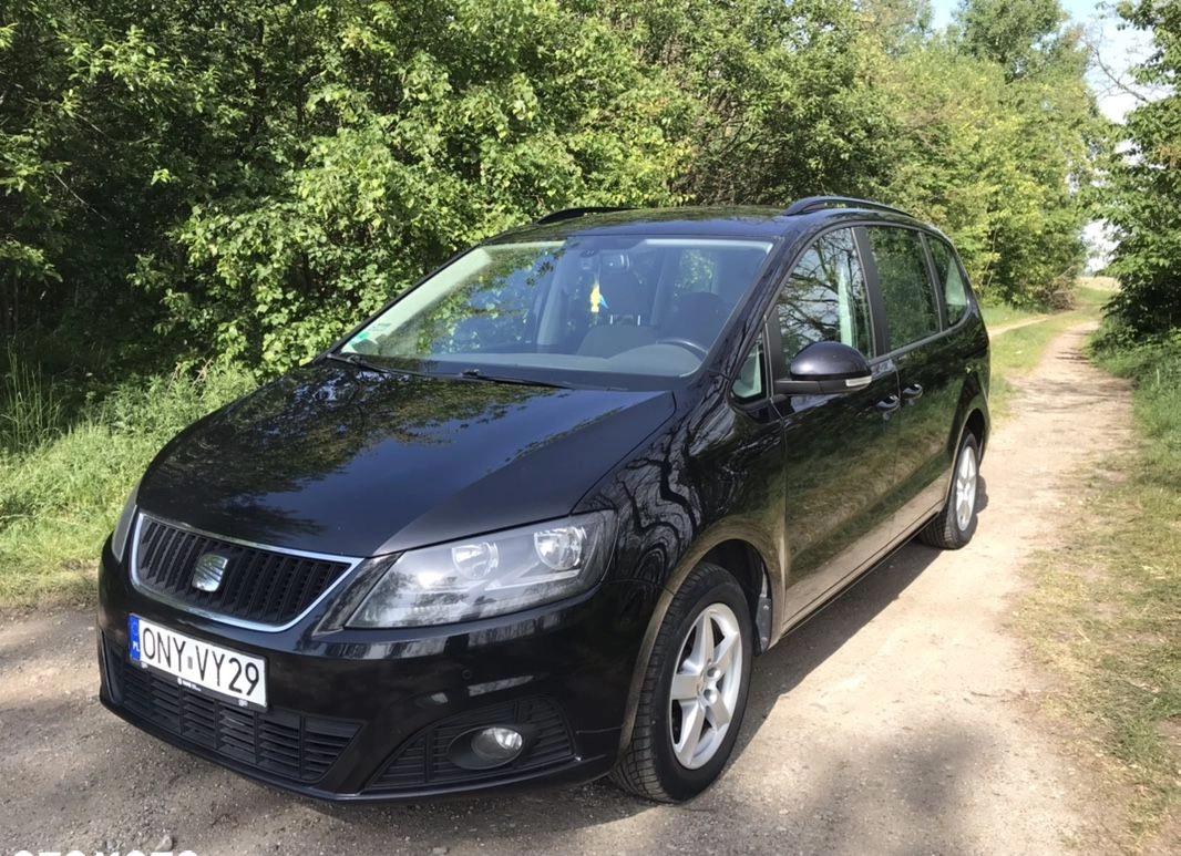 Seat Alhambra cena 29500 przebieg: 300000, rok produkcji 2010 z Paczków małe 562